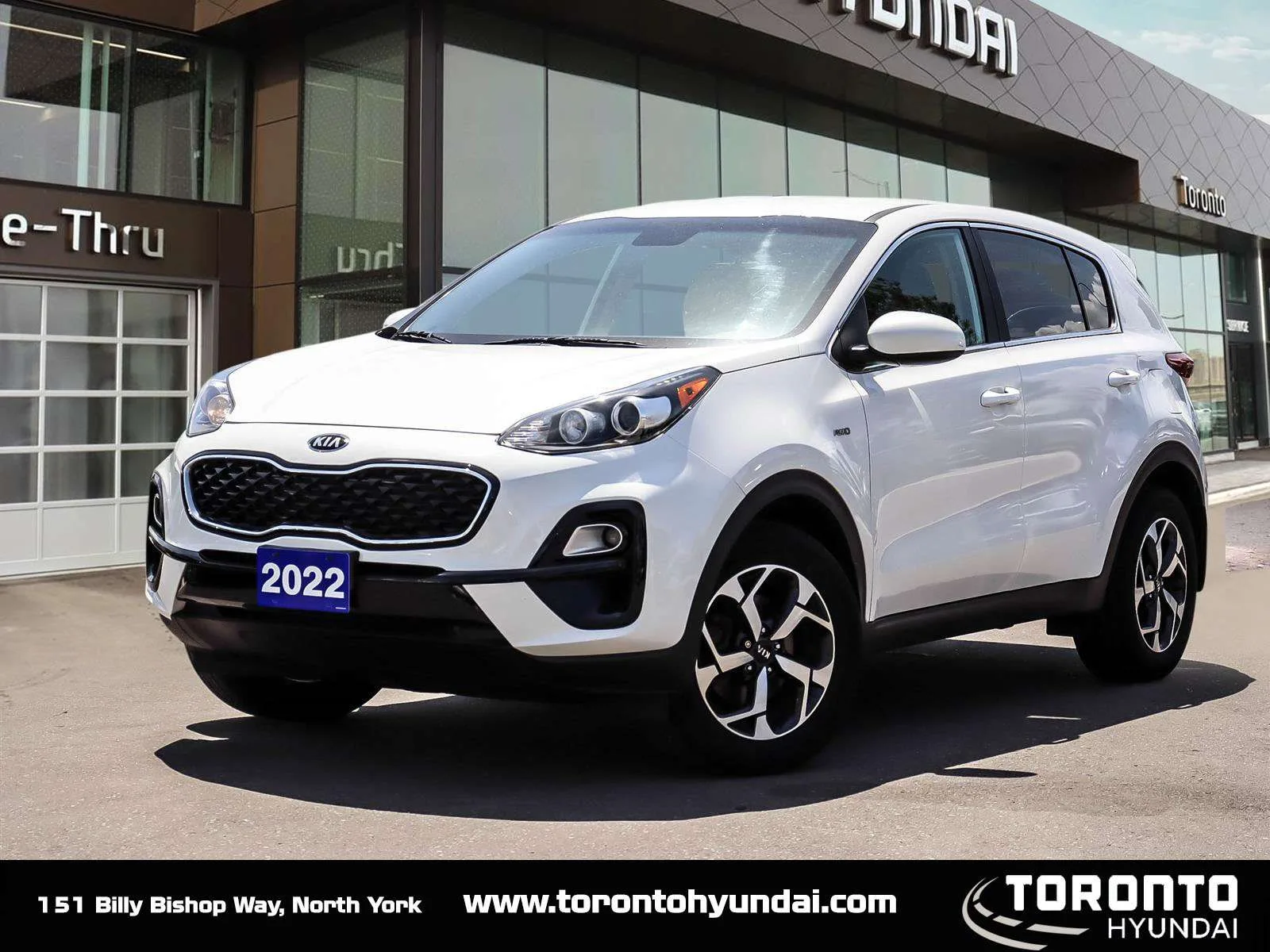 2022 Kia Sportage LX, photo 1 of 29