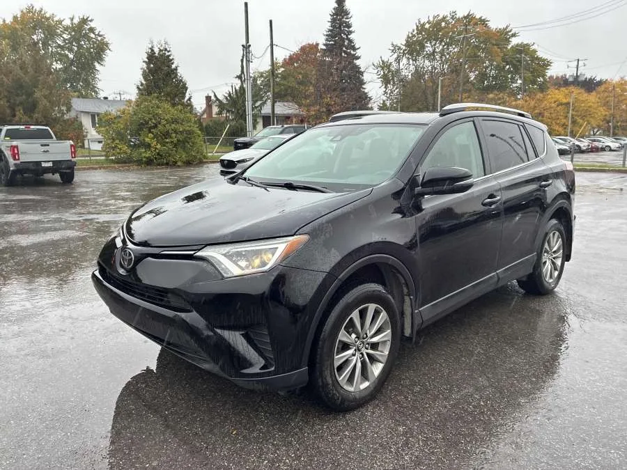 2017 Toyota RAV4 LE AWD | FULLY CERTIFIED WITH WARRANTY, photo 1 of 3