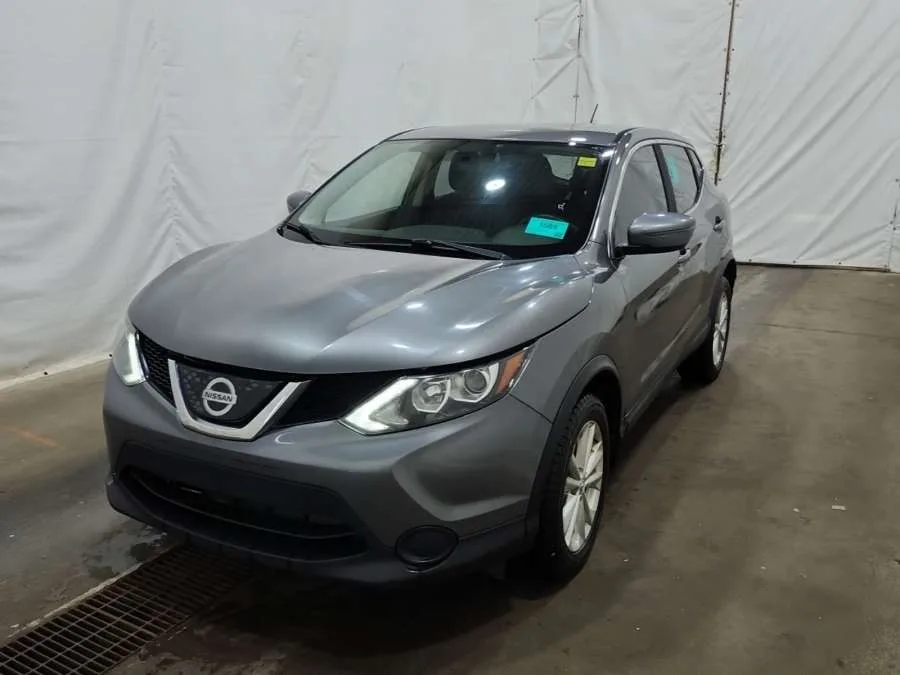 2018 Nissan Qashqai S AWD | FULLY CERTIFIED WITH WARRANTY, photo 1 of 3